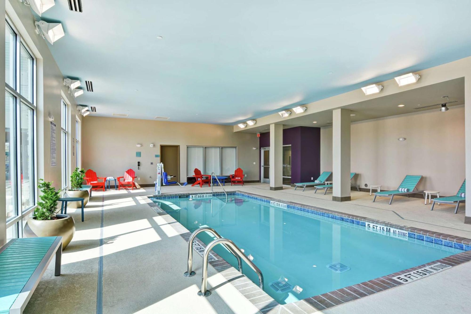 Home2 Suites By Hilton Charlotte Piper Glen Екстер'єр фото